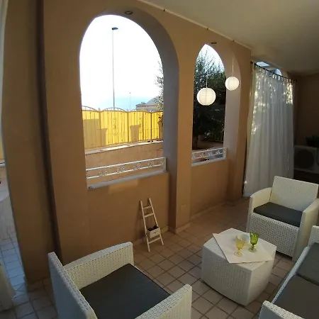 Sophia' S House Quartello Apartment Quartu SantʼElena
